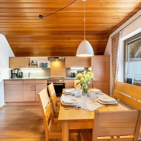 Schaetzlehof Guest house