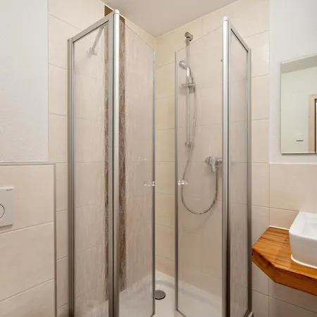 Schaetzlehof 3*